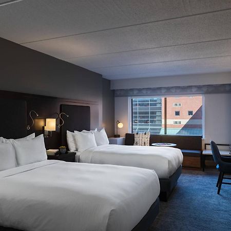The Baronette Renaissance Detroit-Novi Hotel Zewnętrze zdjęcie